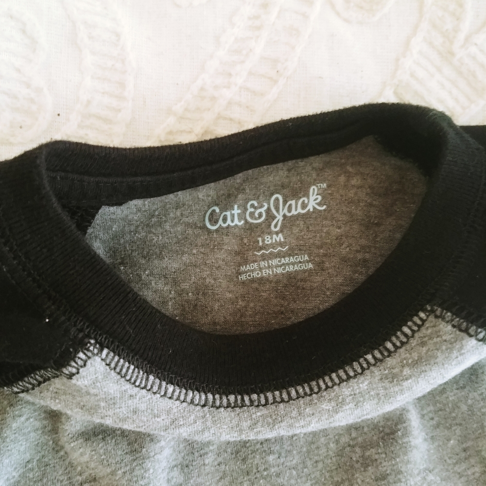 Cat&Jack Raglan 18m - Picture 2 of 2